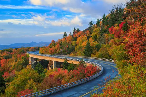 The Blue Ridge Parkway in NC: Top Attractions + Where to Eat & Stay